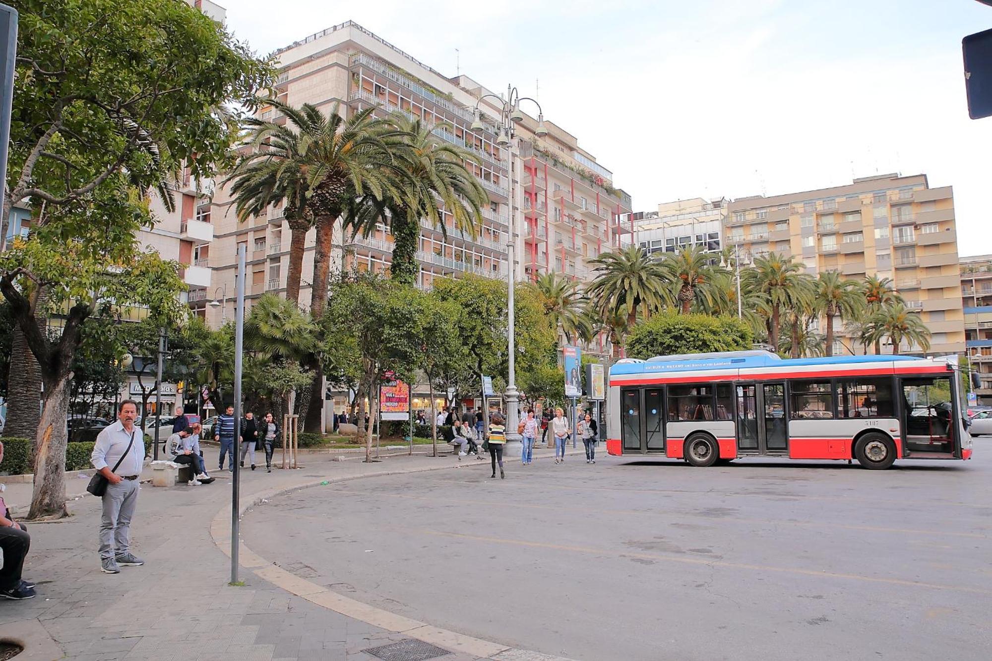 Room And Suite - Bari Centrale - Exterior photo